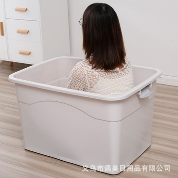 收纳箱实物图