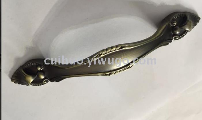 Factory direct sales and agency of white amber handles, European-style elephant white tooth zinc alloy cabinet, furniture and wardrobe door handles Application Scenario