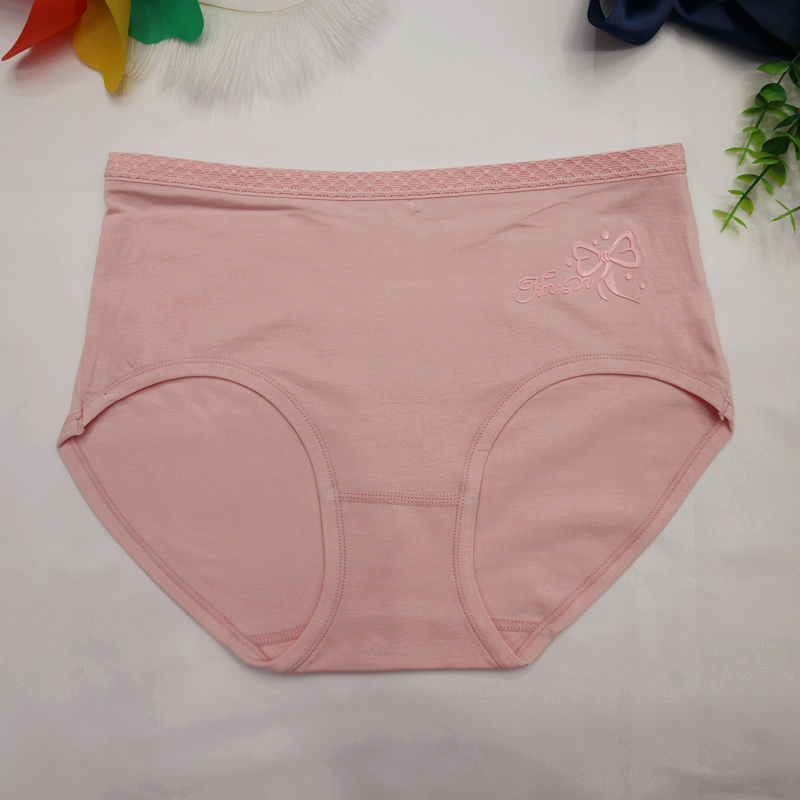 女士三角裤实物图