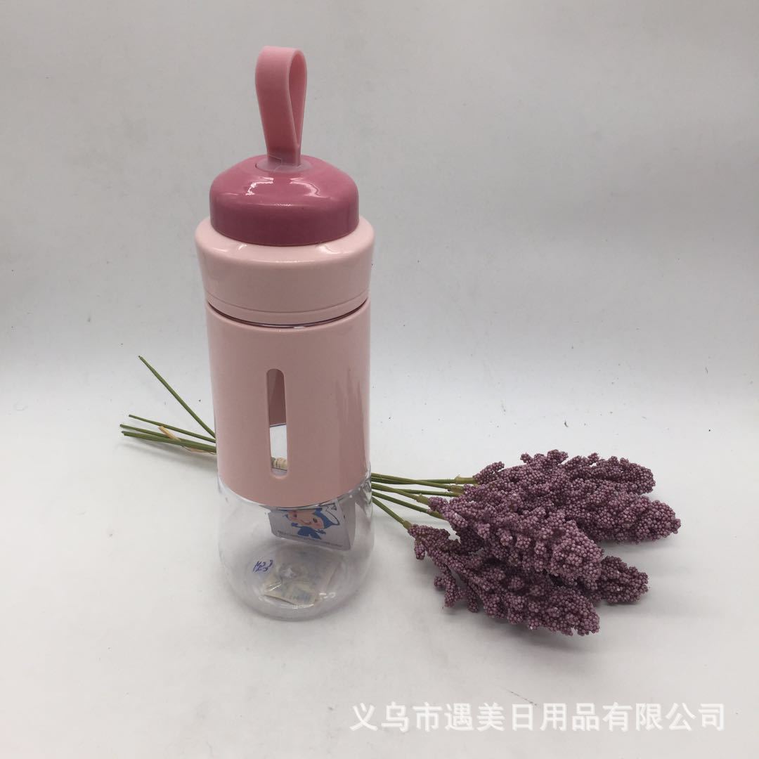 Moda taza de agua de plástico mujer entonces llevar pajita estudiante deportes al aire libre fitness kettle tazas fabricantes al por mayor details Picture