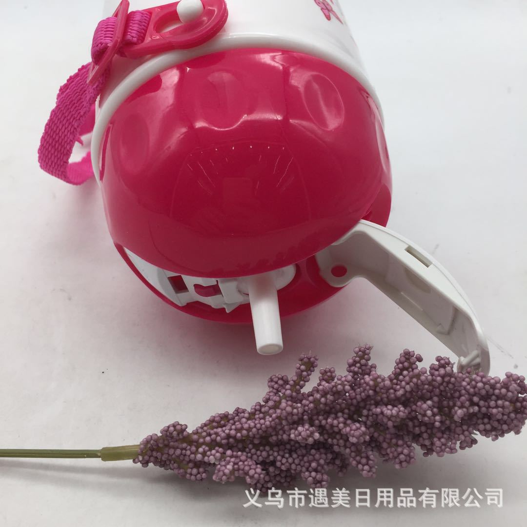 Adorable influencer dibujos animados tazas animales tazas de plástico de gran capacidad tazas de agua para estudiantes tazas creativas de pajita fabricantes al por mayor Item Picture