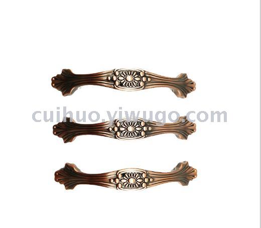 وكانت خزانة الملابس تستخدم أدوات سبائك الزنك المصنوعة من الزنك Item Picture