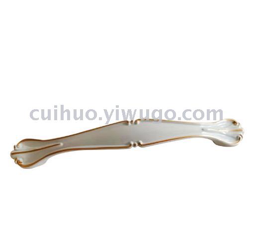 Wholesale of European-style modern and simple aluminum alloy wardrobe handles, furniture metal door handles, drawer hardware accessories handles Item Picture