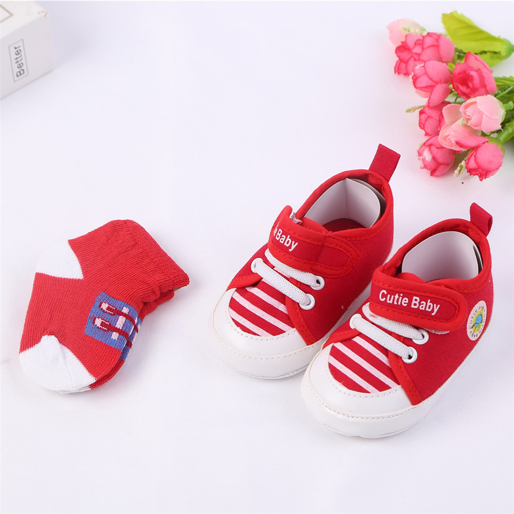 Baby shoes a whole set of socks shoes super soft cartoon baby shoes toddler shoes manufacturers