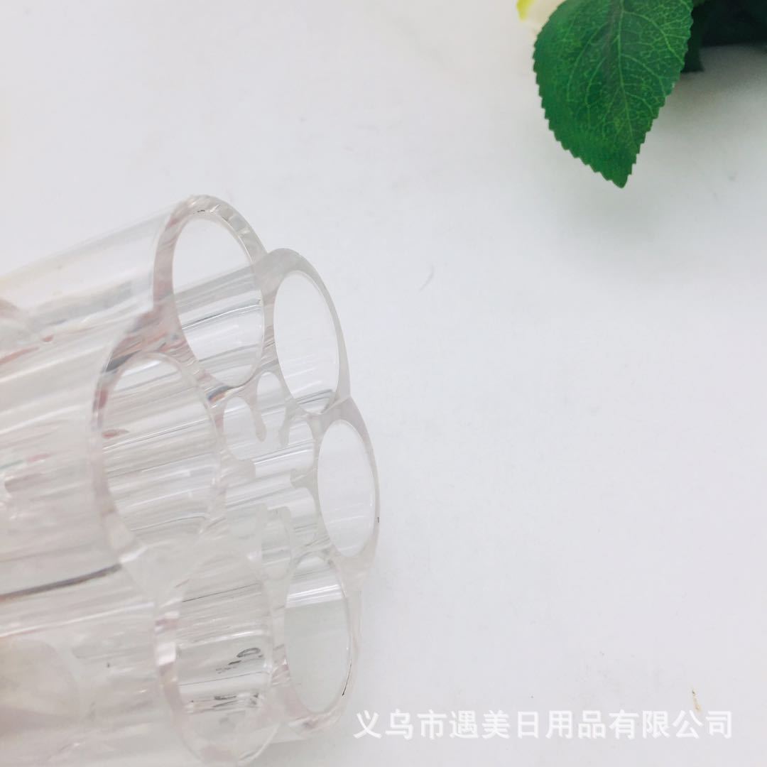 Transparent acrylic cosmetic storage box, tattoo lip gloss lipstick stand, jewelry crystal desktop storage box Application Scenario