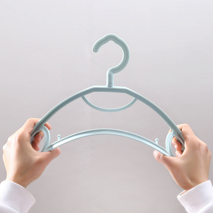 Agency and franchise of Nordic-style plastic daily necessities pink clothes hangers Specification image