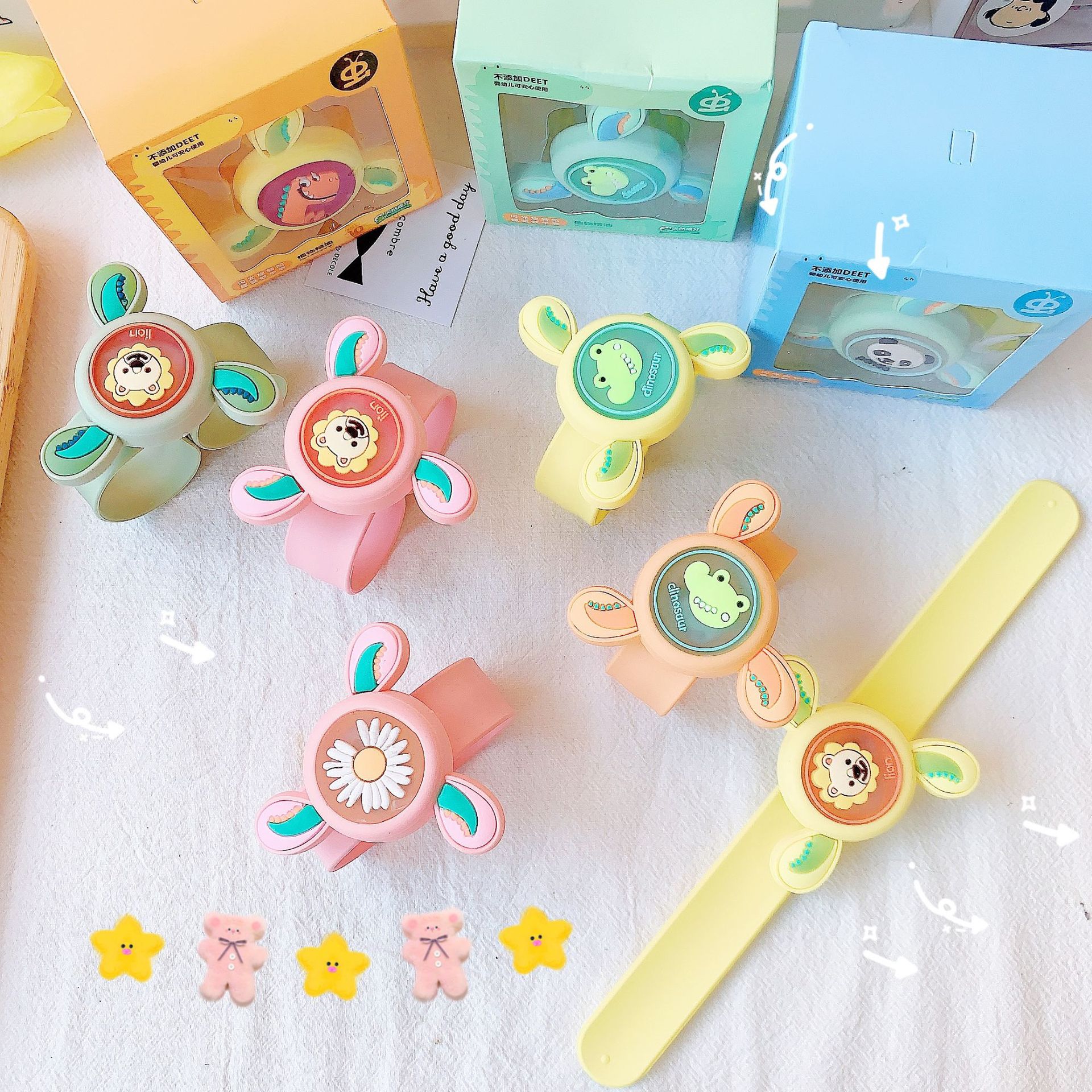 New cartoon animal flashing rotating mosquito repellent wristband from street stalls, silicone patting ring, a must-have wristband to please your girlfriend details Picture