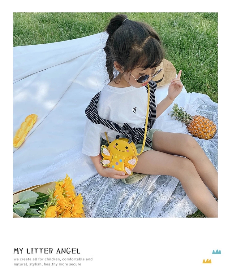 Korean children's bag 2022 New style Cartoon Bee crossbody bag, fashionable single-shoulder bag for toddlers, trendy baby accessory bag Application Scenario
