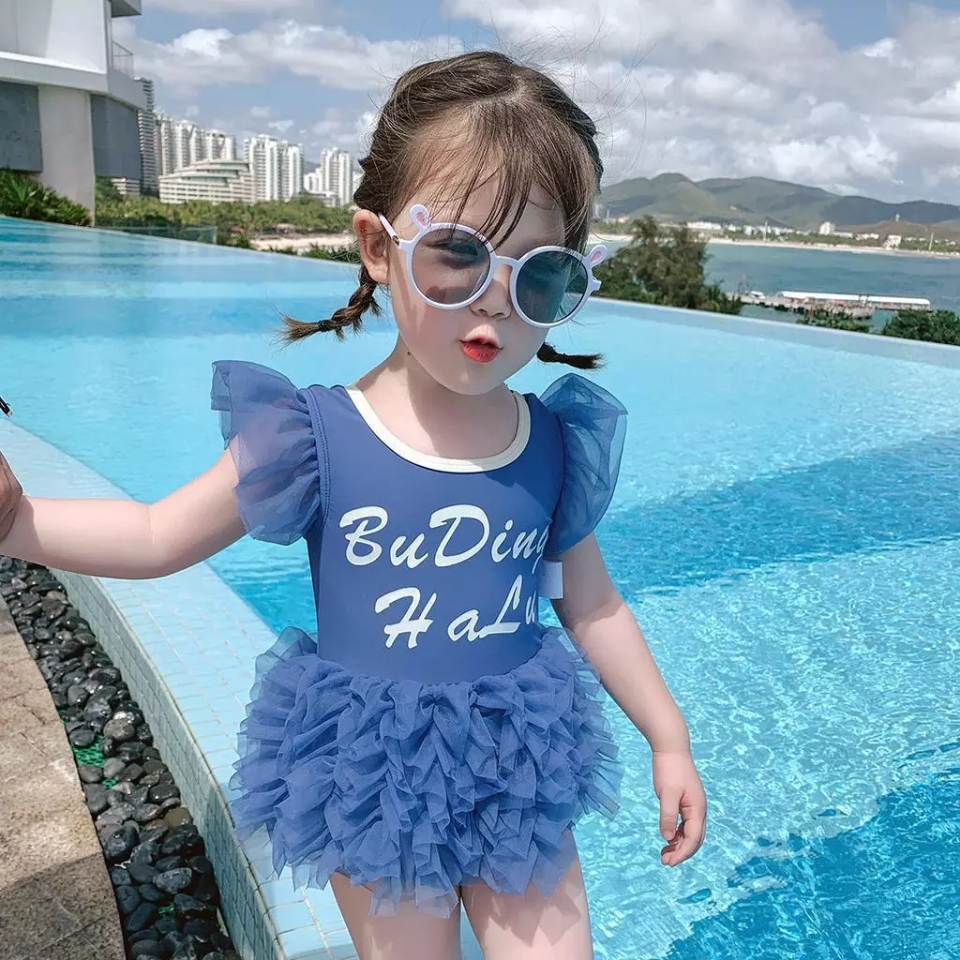 2022 Summer Korean-style children's lace princess swimsuits, stylish baby girls' triangular one-piece swimming suits for little girls details Picture