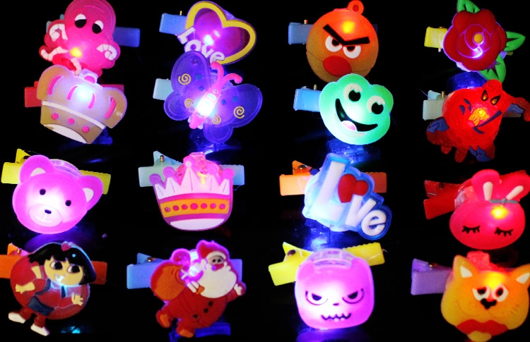 New best-selling products: Illuminated cartoon hairpins, children's LED flashing toys, hot sales at night markets and street stalls, wholesale of gifts and promotional items full figure