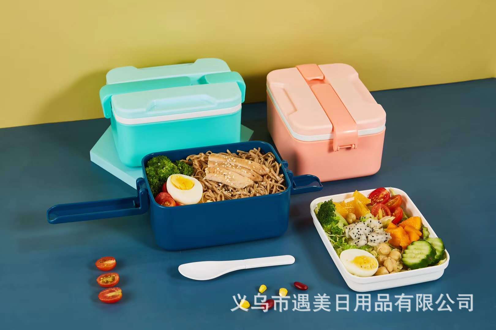 High-quality plastic lunch boxes, sealed and odor-free tableware for going to work or school Application Scenario