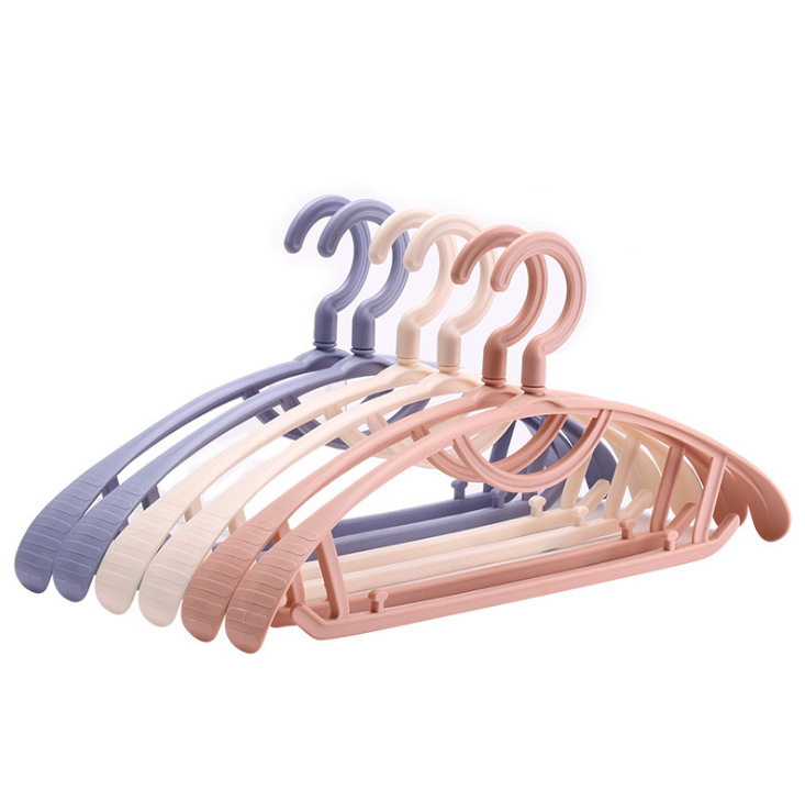 Wholesale of Nordic style plastic daily necessities blue clothes hangers from the manufacturer Item Picture