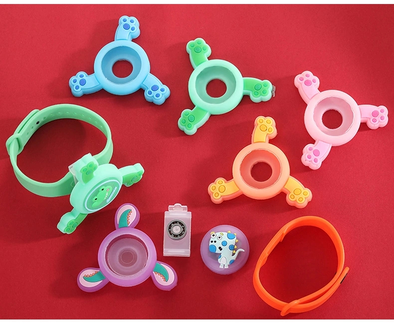 Cartoon mosquito-repellent gyroscope wristband, creative and fun, shiny solid plant essential oil, children's mosquito-repellent wristband, street stall wonder details Picture