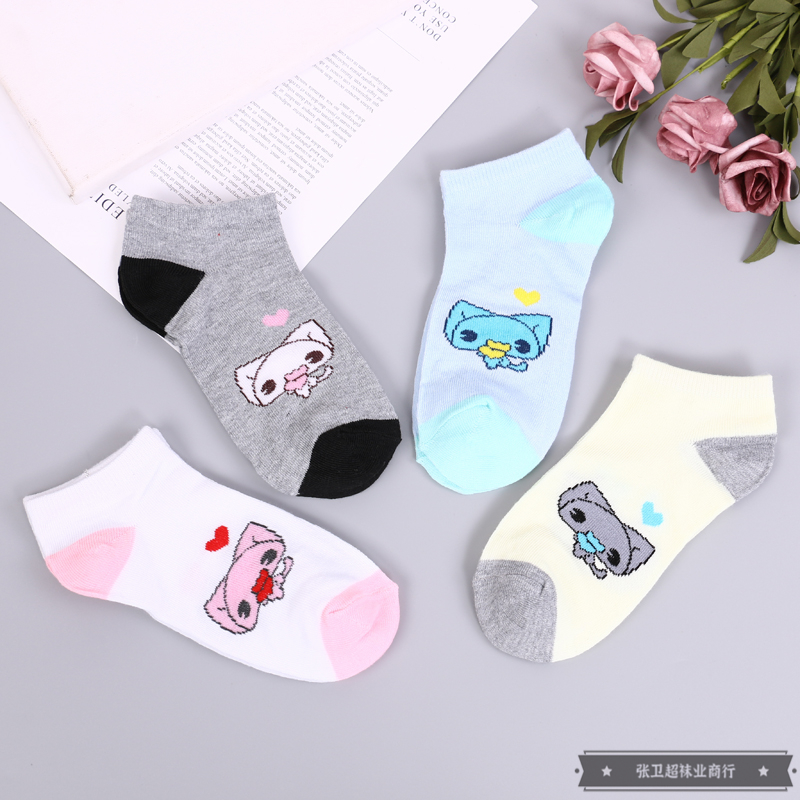 Summer light and fashionable women's socks with colorful cartoon patterns, comfortable, breathable, low-opening anti-drop boat socks for ladies