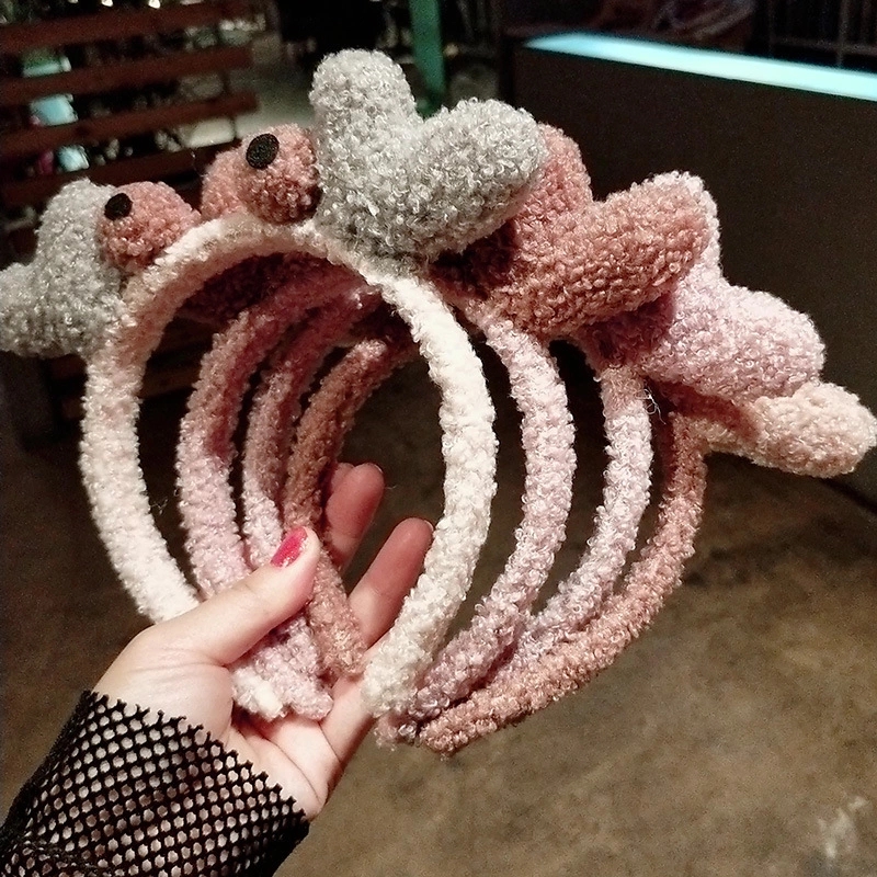 A new sweet and cute Korean headband for women, with a simple hairpin and rabbit ears cartoon hair clip Specification drawing