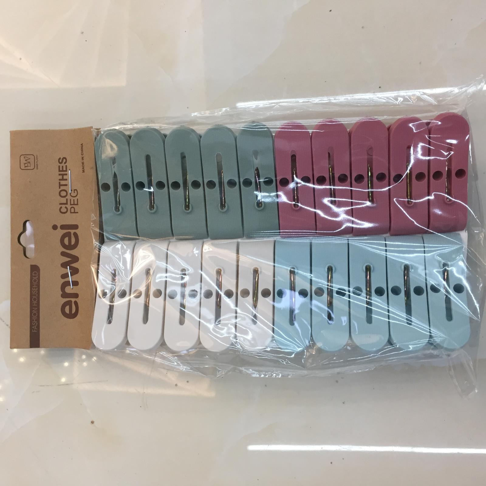 Modern, simple and universal PA daily necessities, clothes clips, pants clips and storage clips, origin and supply