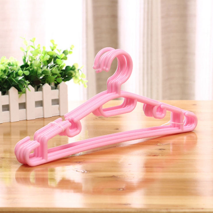 Simple plastic daily necessities pink hanger origin supply Application Scenario