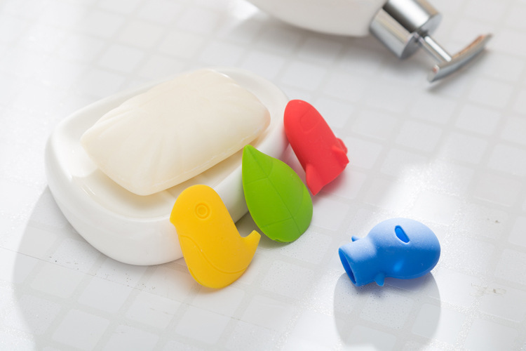 Portable cartoon travel toothbrush head protective case, toothbrush box, toothbrush cover