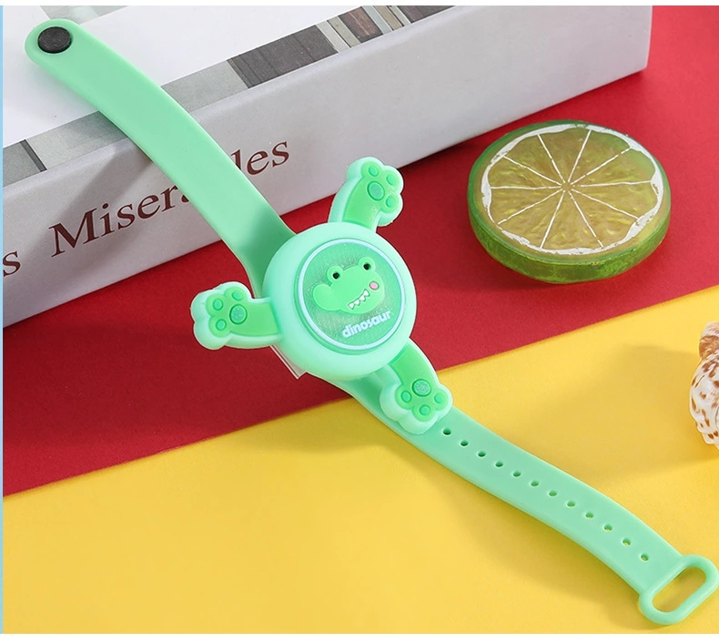 Cartoon mosquito-repellent gyroscope wristband, creative and fun, shiny solid plant essential oil, children's mosquito-repellent wristband, street stall wonder Application Scenario