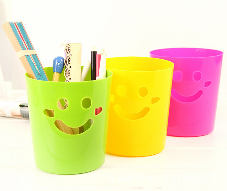 Wholesale of PP cylindrical eco-friendly blue trash cans for daily necessities Specification image