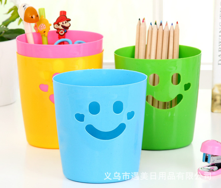 Wholesale of PP cylindrical eco-friendly blue trash cans for daily necessities details Picture