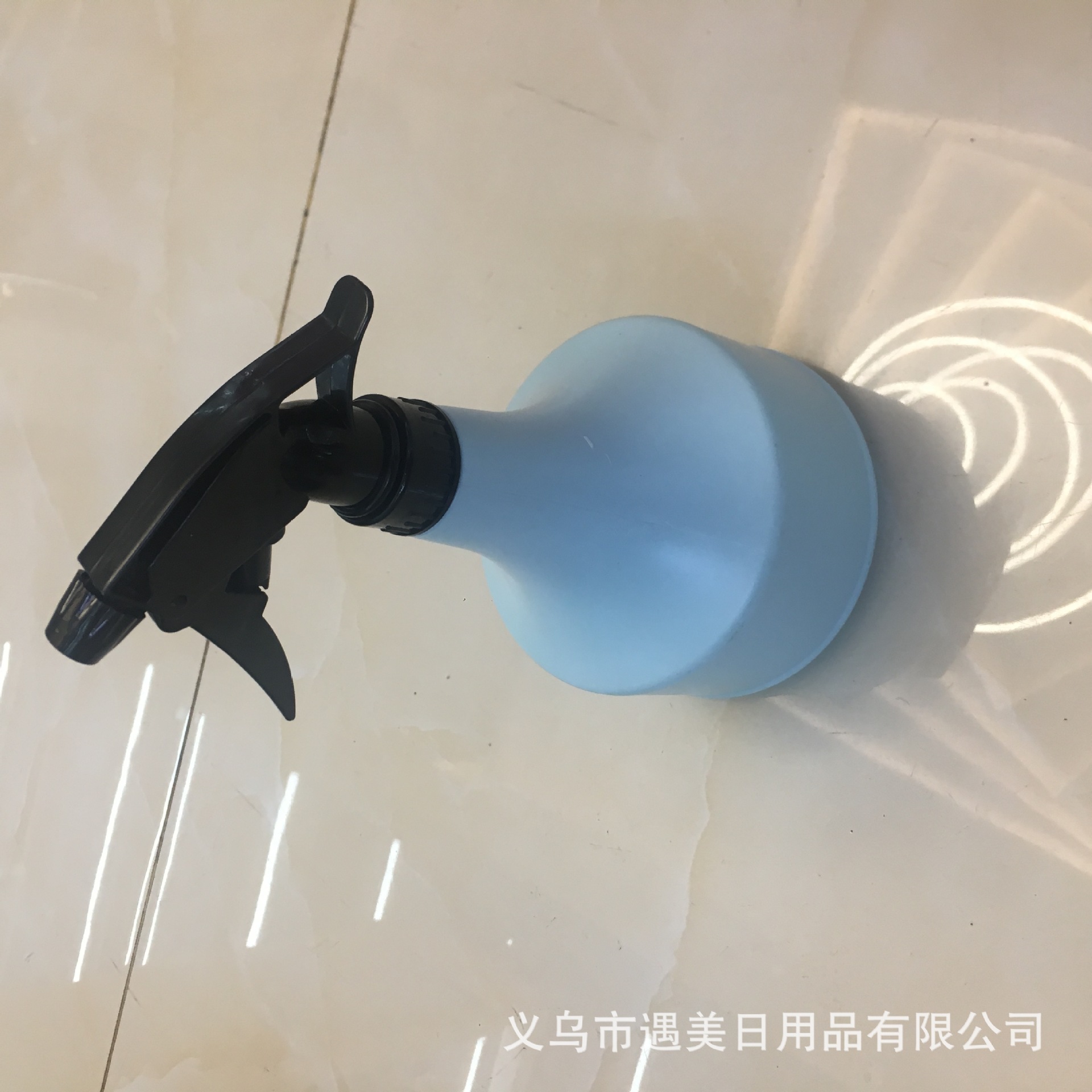 Furniture and household cleaning tools manufacturer wholesale spray bottles details Picture