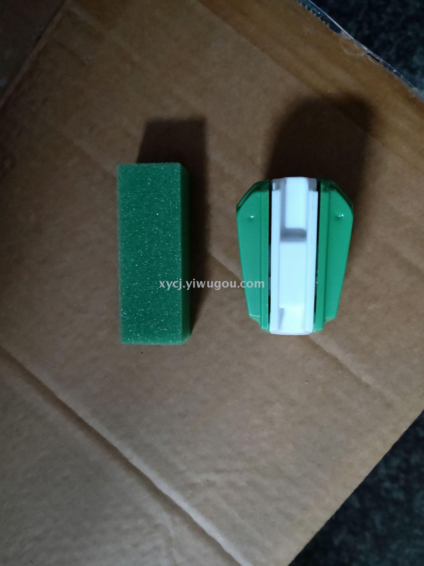 清洗剂/养护剂实物图