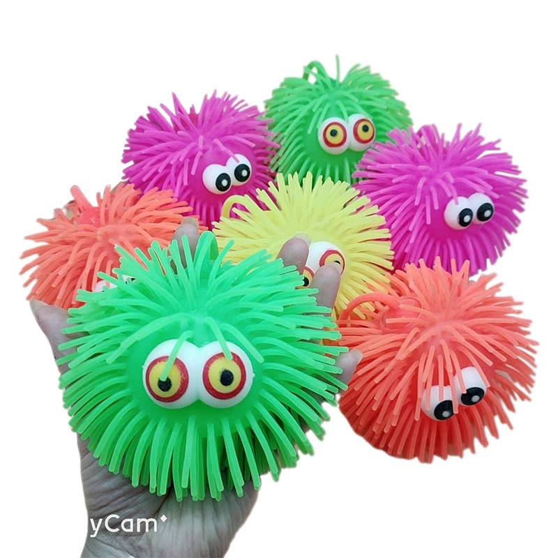 New sparkling Super cool massage ball, sparkling stretchable elastic release, fluffy hedgehog ball, children's luminous toy Application Scenario