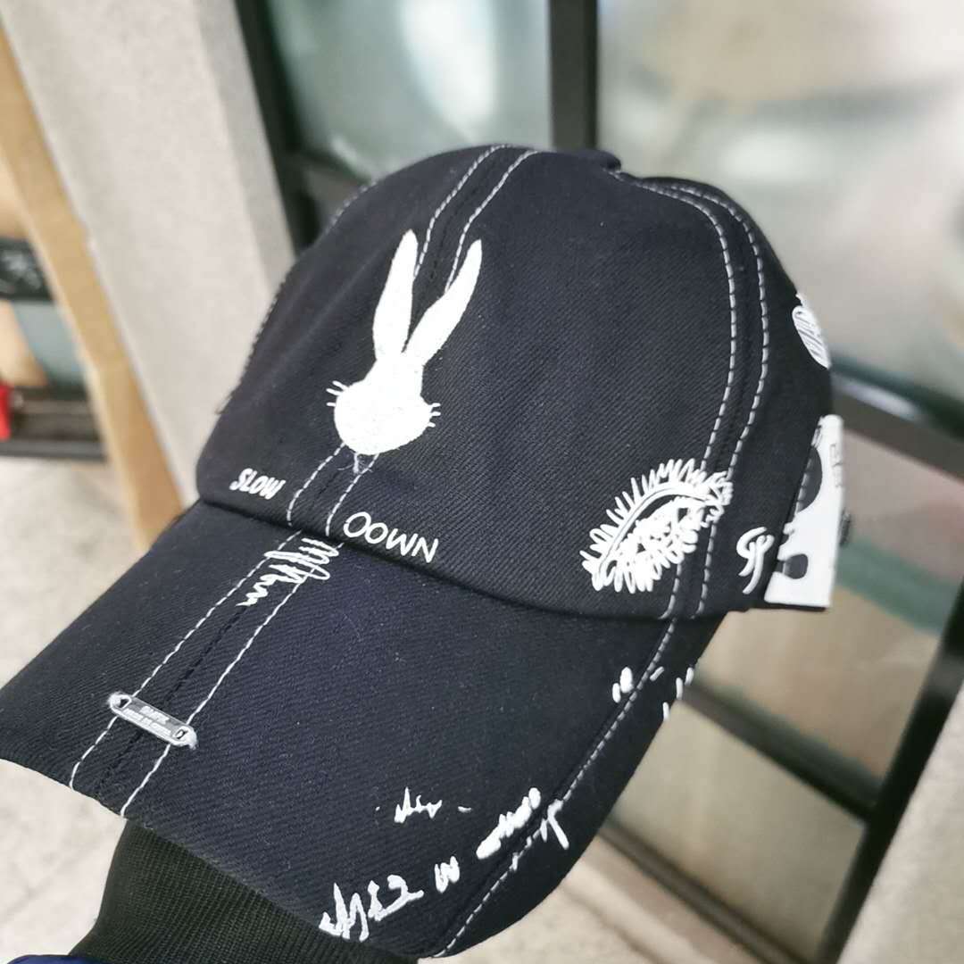 春夏明星同款兔八哥棒球帽刺绣涂鸦做旧水洗牛仔鸭舌帽女潮