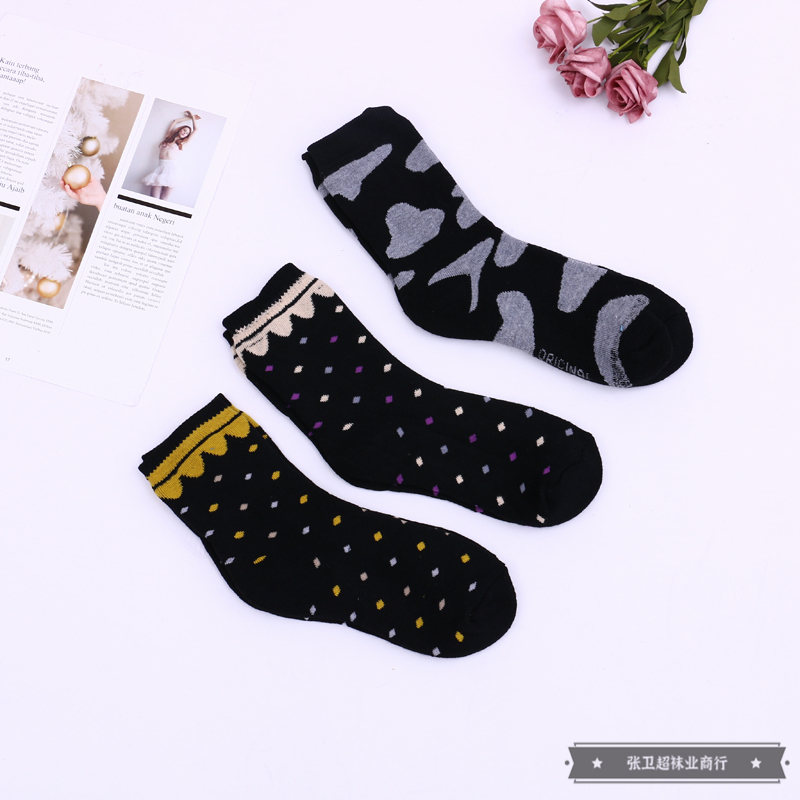 Mixed packaging women's fleece sports socks, popular women's socks for export, long cotton socks for warmth in autumn and winter, fleece socks Specification image
