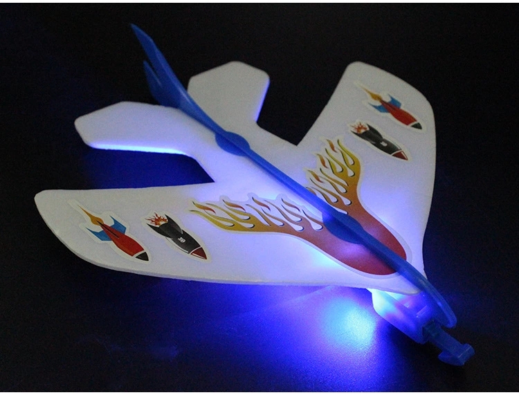 In summer, the square is selling popular DIY glowing elastic aircraft, elastic band aircraft, children's educational toys, and street toys details Picture