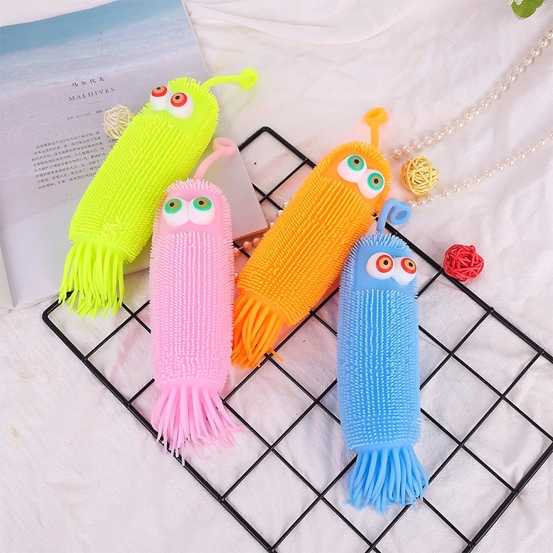 Night market, glittering street stalls, wholesale of children's toys, octopus with protruding eyes, caterpillar electronic cartoon, venting, fluffy ball h Specification drawing