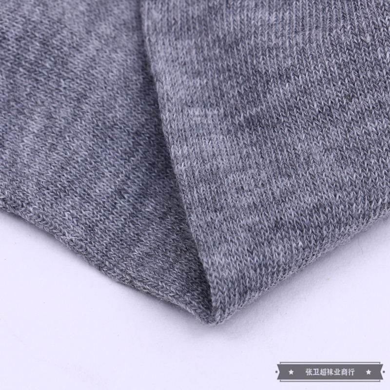 وفي الصيف، يستنشق الرجال الجوارب البيضاء البيضاء والسوداء جوارب عرق رقيقة Item Picture