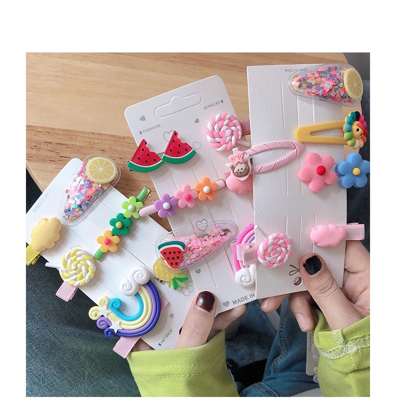 ins cute pattern small clips, hair clips, broken hair clips, new style of girl's straight clip, side clip, bb clip headwear, back of the head Application Scenario
