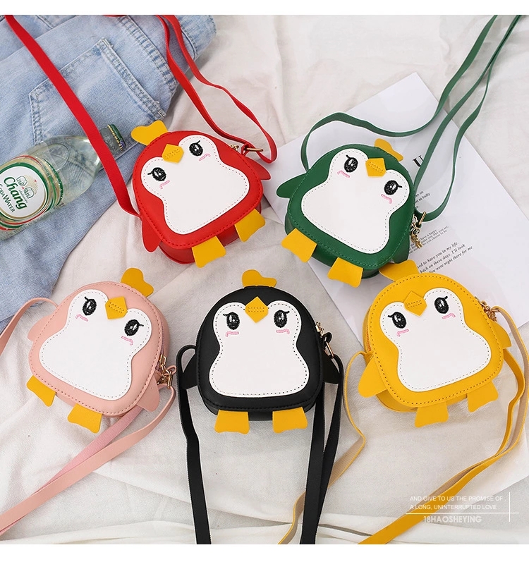 mini bag Cartoon cute little penguin children's crossbody bag, color-blocking children's coin purse, street toy bag wholesale full figure