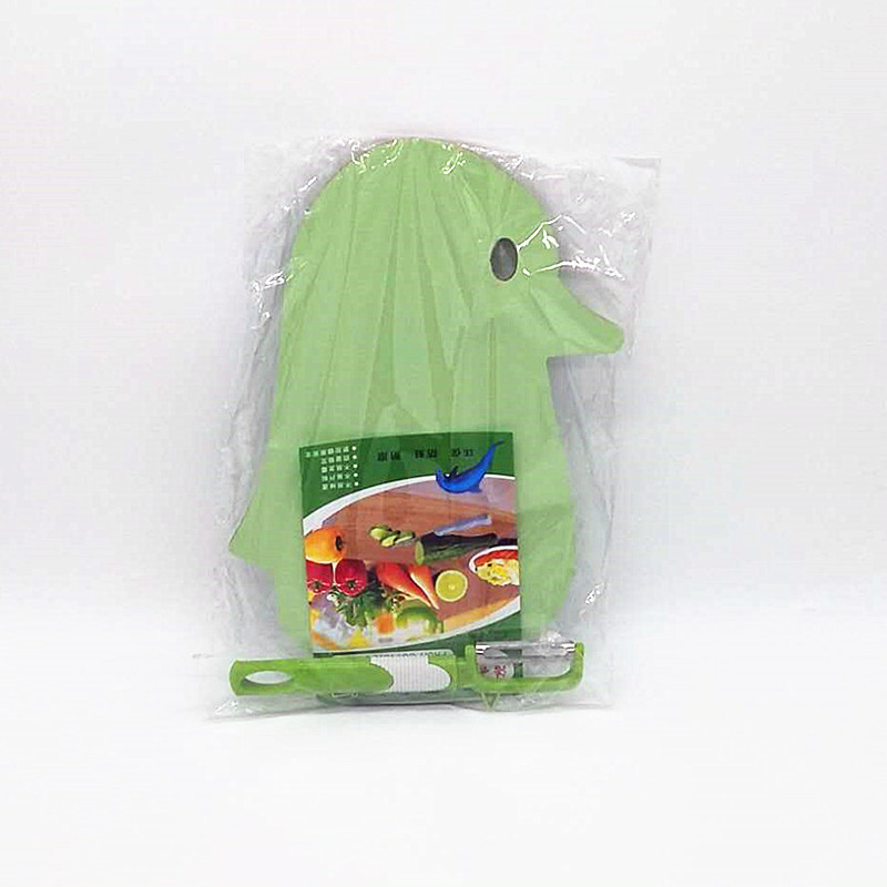 Sunshine Department Store kitchen cutting board, fruit cutting board, wooden cutting board, bear cutting board, penguin cutting board details Picture