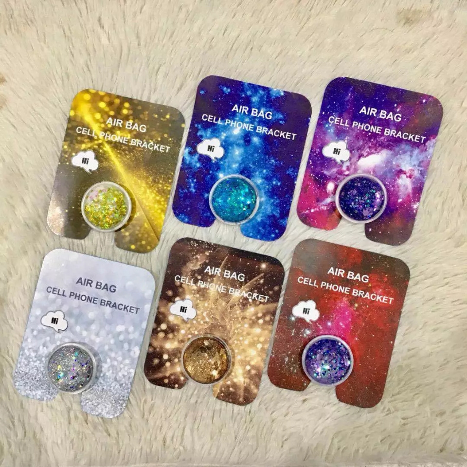 New best-selling mobile phone, sand-flowing airbag stand, retractable cardboard packaging stand, Japanese and Korean women's style, cute and shockproof full figure