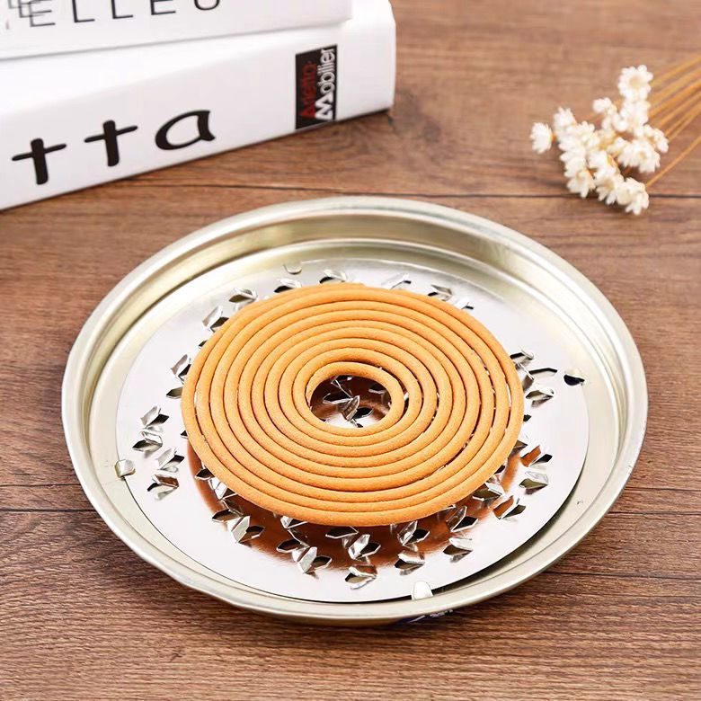 Mosquito-repellent incense trays with nails, large mosquito-repellent incense stands, mosquito-repellent incense holders, mosquito-repellent incense brackets, one-yuan store wholesale supply Application Scenario