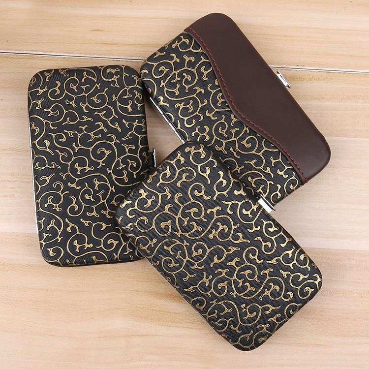 12-piece nail clipper set, multi-functional nail care and beauty tool set, gift nail clippers, custom logo Application Scenario