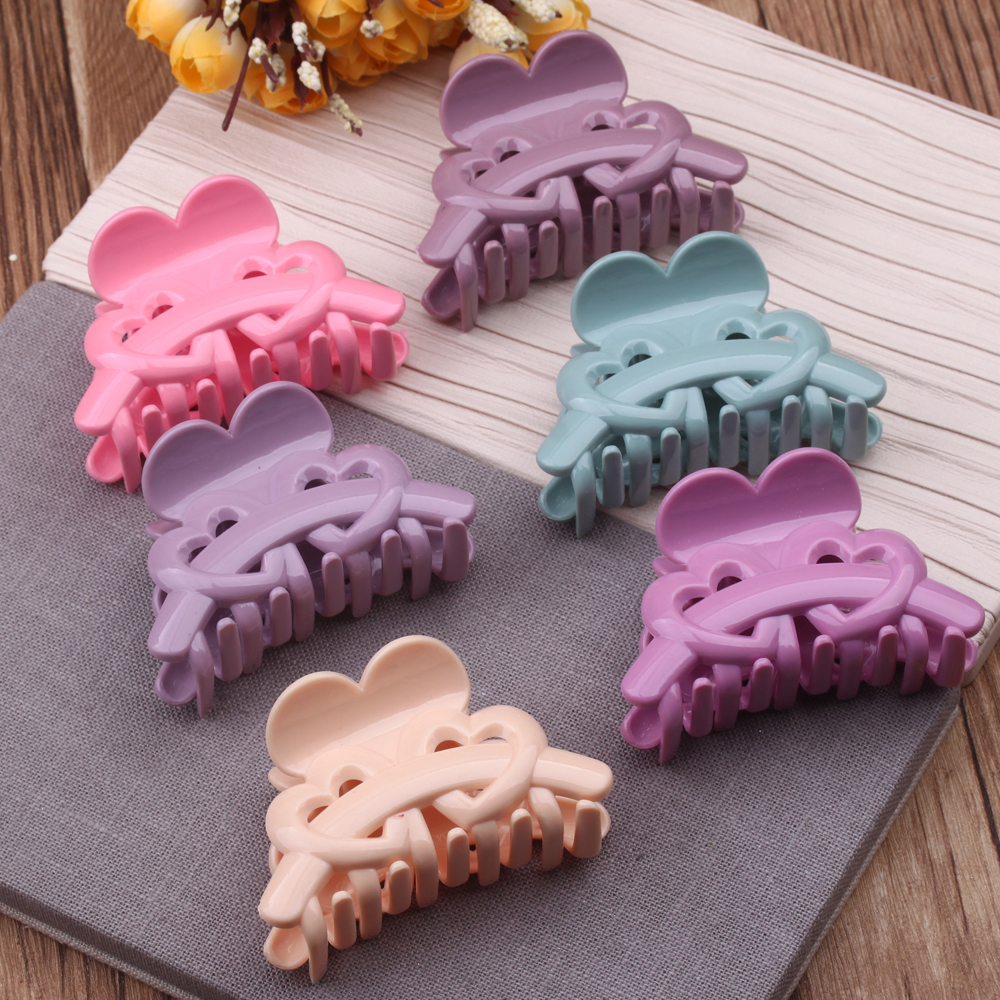 2-yuan store accessories, bath clips, large, medium and small size grabbers, shower hair clips, Korean hair accessories, acrylic bath