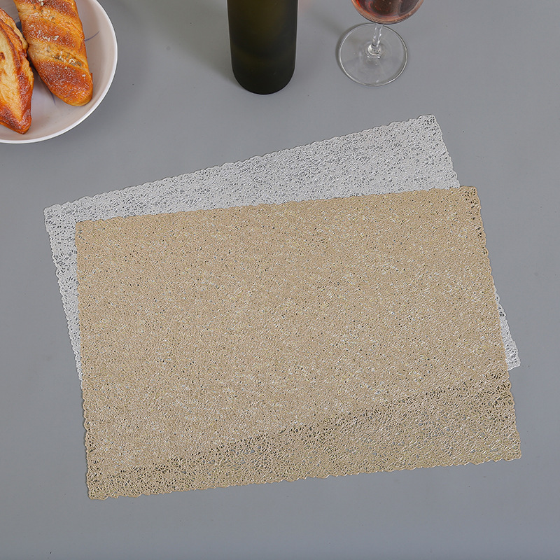 European-style round table MATS, PVC hollowed-out and gold-embossed table MATS, heat-insulating and anti-slip coffee coasters, steak plate MATS details Picture