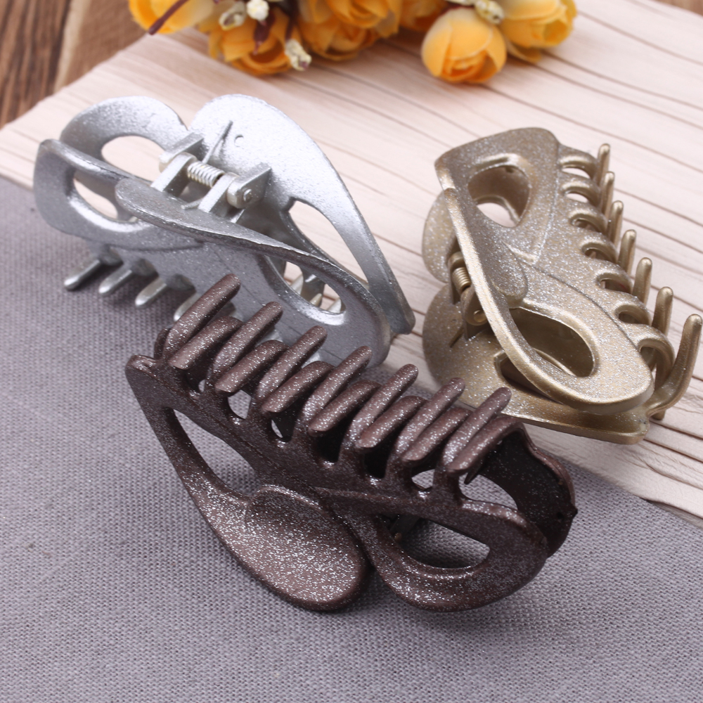 2-yuan store accessories and headwear, Korean version matte medium-sized gripper, half hair claw, bath and grooming hair claw details Picture