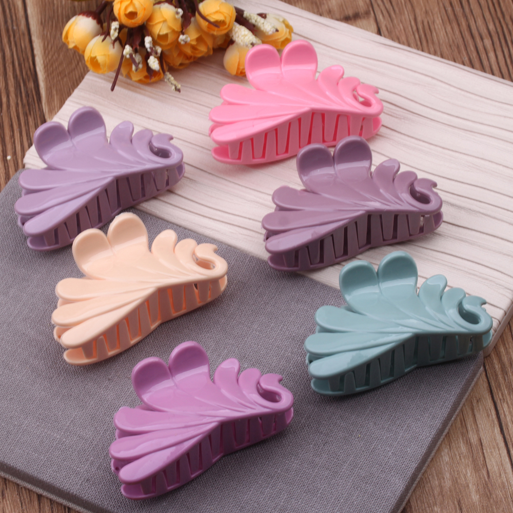 2-yuan store accessories: Hair clips, back of the head clips, large bath medium-sized ponytail curling top clips