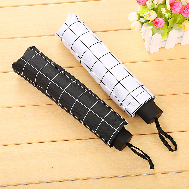 Korean creative striped black rubber sunshade umbrella, fresh and cute couple black and white checkered umbrella, princess umbrella, sun umbrella