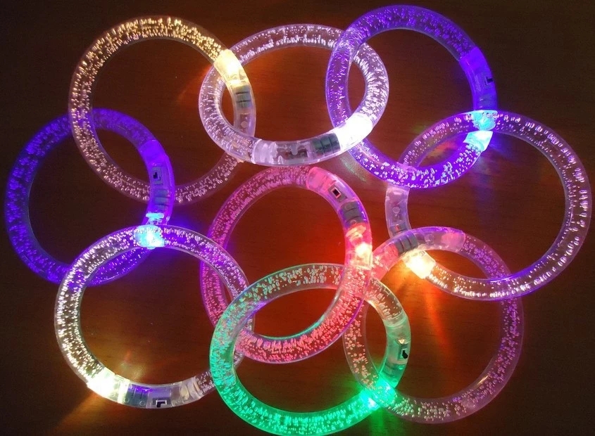 Factory direct sales of LED light-emitting flash bracelets, acrylic light-emitting bracelets, beaded bracelets and fluorescent light-emitting bracelets Item Picture