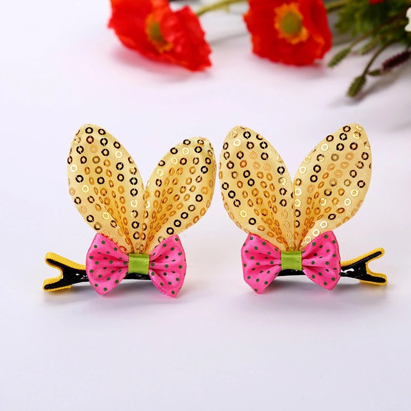Korean girls' cute children's hair accessories, adorable cartoon rabbit ear bows, baby hair clips and headwear wholesale are selling well Application Scenario