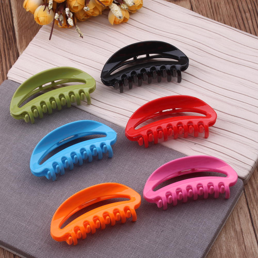 2-yuan store accessories: Durable shower grabbers, simple hair clips, ponytail clips, hair grabbers, beef tendon resin grabbers, and hair clips