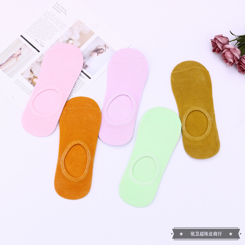 Summer thin, low-top, sweat-absorbing, deodorizing and breathable short socks. Summer novel and colorful candy-colored women's boat socks
