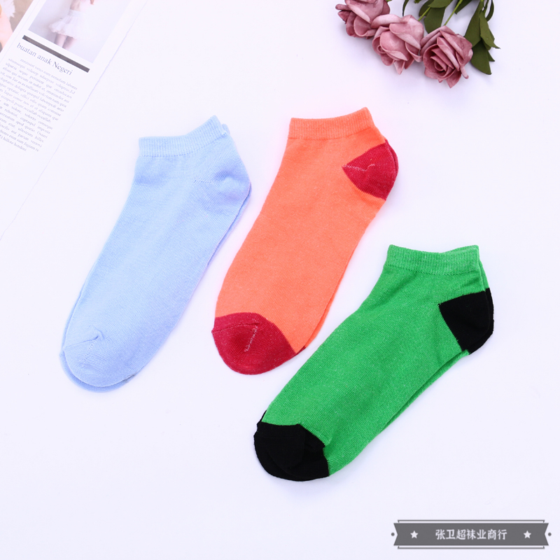 Fashionable two-color anti-odor and sweat-absorbing boat socks for teenagers, summer thin breathable cotton low-top shallow-mouthed sports short socks details Picture