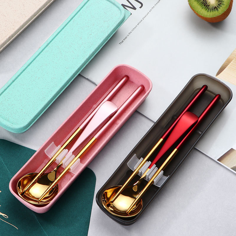 The popular 304 stainless steel dessert spoon, Korean-style titanium gold stirring spoon, children's eating soup spoon, portable box set, piano lacquer, mirror polishing, one-piece molding, durable and not easy to deform tableware set